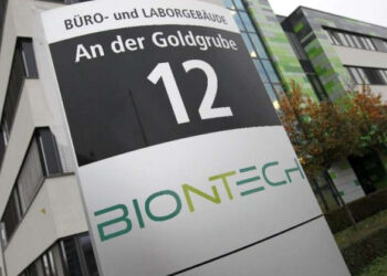 BioNTech планирует провести в Великобритании испытания терапии рака с помощью мРНК