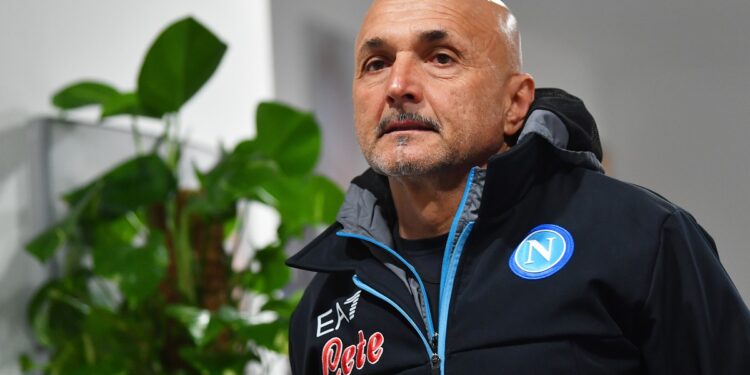 Спаллетти: «Если болельщики в Неаполе не будут нам аплодировать, я покину скамейку запасных» (14 апреля 2023 г.) — Новости футбола