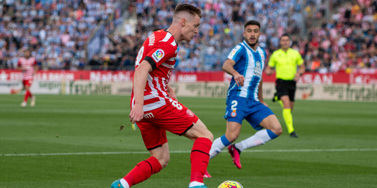 Виктор Цыганков провел полный матч за «Жирону», но получил низкие оценки (1 апреля 2023 г.) — Новости футбола