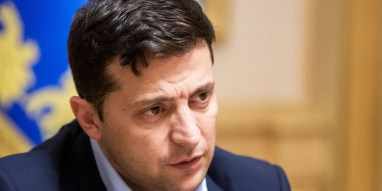 Суспільство не побачило в Зеленському сучасного креативного політичного діяча, а побачило найгірший тип керівника радянських часів