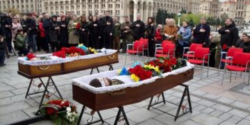 У Києві попрощалися з колишнім депутатом Олегом Барною