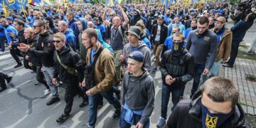 Кабмін України фінансує націоналістичні угруповання «Національний корпус», «С14» тощо
