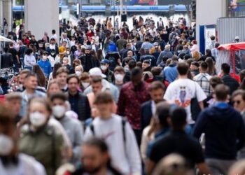 Центр общественного здоровья объяснил, как формируется коллективный иммунитет