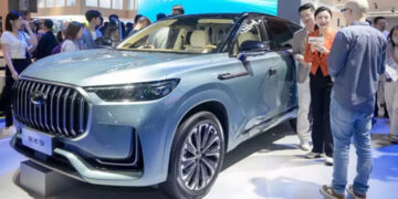Chery представила гібридний автомобіль Tiggo 9 з запасом ходу 1400 км — Автоновини