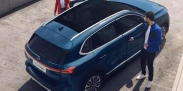 Туреччина представила свій перший електромобіль Togg T10X — Автоновини