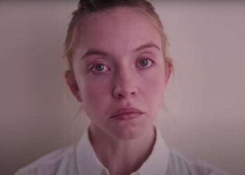 Сидни Суини отправляется за своей первой «Эмми» с фильмом «Реалити»