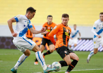 «Динамо» сыграло вничью с «Шахтером» в центральном матче УПЛ