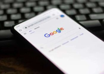 Google из-за ChatGPT работает над полностью новой поисковой системой