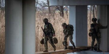 Наев: укрепляем оборонные рубежи на севере страны круглосуточно