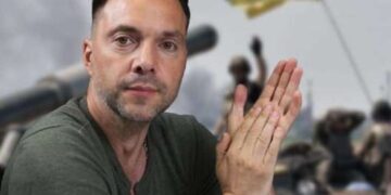 Арестович призывает готовиться ко второй российско-украинской войне