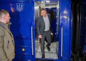 В Киев приехал вице-канцлер ФРГ для переговоров о восстановлении Украины