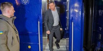 В Киев приехал вице-канцлер ФРГ для переговоров о восстановлении Украины