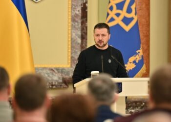 Зеленський вручив нагороди представникам Оборонно-промислового комплексу