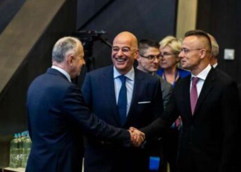 Венгрия возмутилась приглашением Украины на саммит НАТО