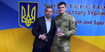 Черкаському спортсмену-захиснику вручили медаль