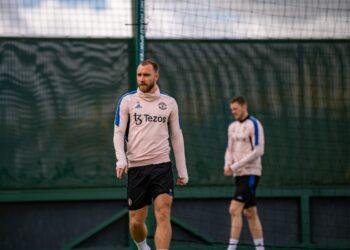 Кристиан Эриксен вернулся к тренировкам в общей группе МЮ (6 апреля 2023 г.) — Новости футбола