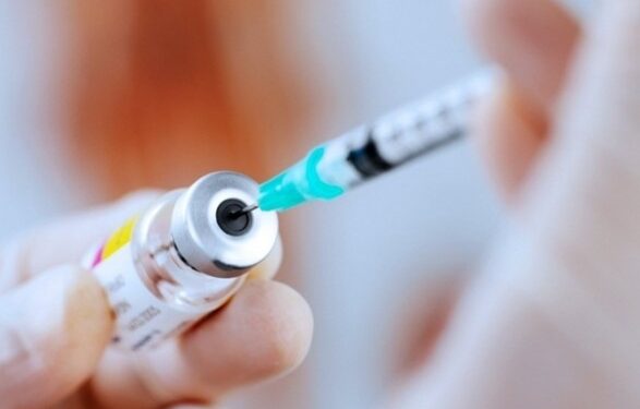 Украина получила 223 тыс. доз вакцин против гриппа: кого будут прививать в первую очередь