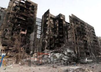 Активность авиации РФ в Мариуполе: в мэрии объяснили причину 