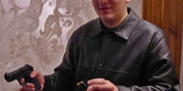 Нардеп Дмитро Голубов знаходиться в розшуку Інтерполу
