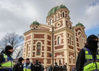 “Эффект домино”. Что происходит с УПЦ на западе Украины