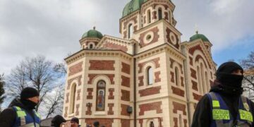 “Эффект домино”. Что происходит с УПЦ на западе Украины