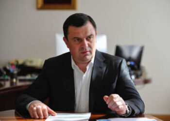 Главу Счетной палаты Валерия Пацкана отправили в отставку