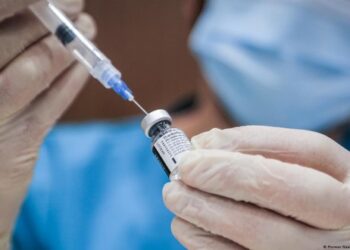 Могут ли вам ввести вакцину, которая испортилась в период отключения света: в Минздраве дали объяснение