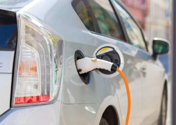 Количество станций зарядки электромобилей в России выросло в 2 раза — АВТО НОВОСТИ