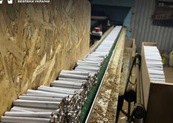 На Одещині викрили підпільне виробництво цигарок у промислових масштабах — Новини Одеської області