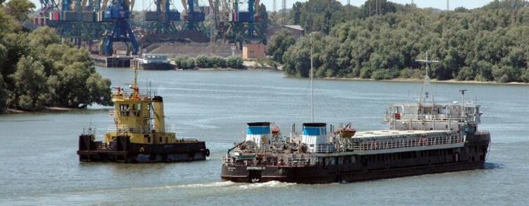 УДП зменшило норму витрат палива для портових буксирів