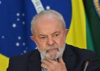 Президент Бразилии отказался от визита к Путину