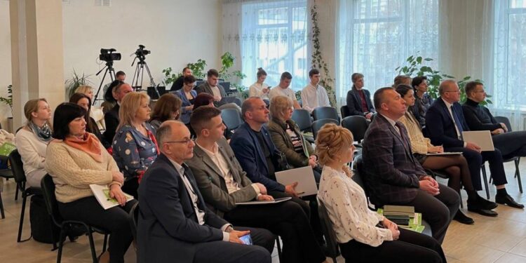 У Червоноградському професійному гірничо-будівельному ліцеї облаштують навчально-практичний центр відновлювальної енергетики – Новини Львова та області