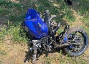 В Обухове мотоциклист влетел в людей на пешеходном переходе – 5 пострадали