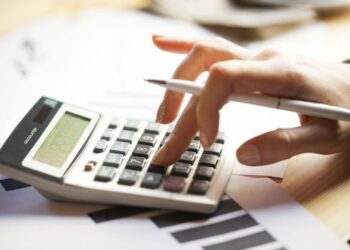 У Мінсоцполітики заявили, що переглянуть систему нарахування субсидій та визначення пенсійного віку для однієї категорії громадян