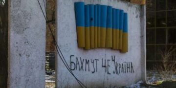 «Вагнеровцы» залезли в Бахмут, как крысы в мышеловку – Сырский