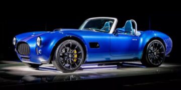 Легендарна AC Cobra повертається: представлено нову модель — Автоновини