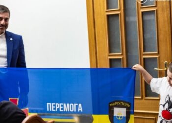 В Україну з РФ повернули шестирічну дівчинку, батьки якої тривалий час були у полоні