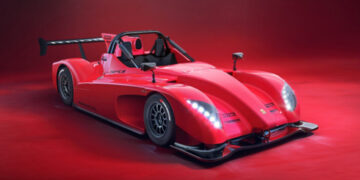 Компанія Radical Motorsport представила оновлену SR1 XXR — Автоновини