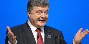 Порошенко знайшов винного, та звинуватив Тимошенко у підвищенні ціни на газ для населення