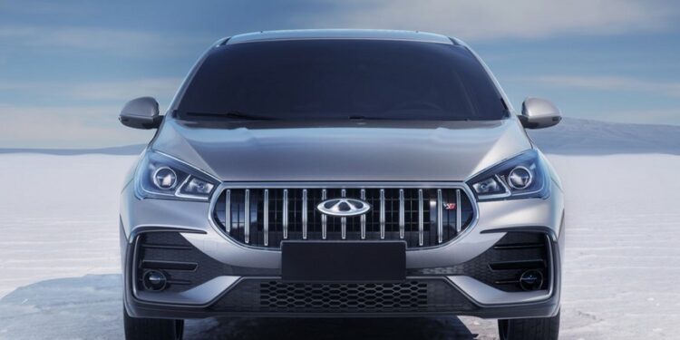 Брат Omoda S5 стал агрессивнее после рестайлинга: официальные фото Chery Arrizo 5 — АВТО НОВОСТИ