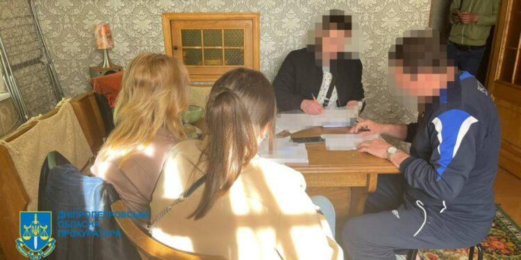 У Дніпрі двоє чиновників міськради підозрюються у кількамільйонній розтраті коштів | Кримінальні новини