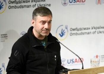 Україна не каратиме жителів тимчасово окупованих територій за паспорти РФ — Лубінець