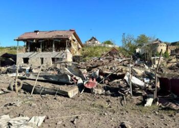 Россия сбросила авиабомбы на Кизомыс и ударила по уже разрушенному мосту