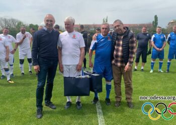 Футбол. В Одеській області урочисто вшанували знаменитих футболістів «Чорноморця»