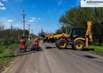 На дорогах Одеської області ліквідують аварійну ямковість та вибоїни — Новини Одеської області