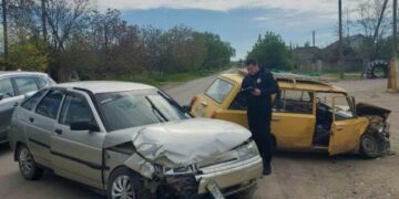 На Одещині внаслідок зіткнення двох автомобілів постраждало двоє дорослих та немовля — Новини Одеської області