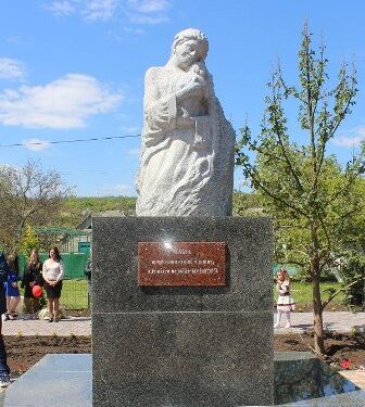 На Одещині встановили пам’ятник матері | Надзвичайні події Одесса та область