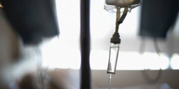Одеські лікарі, які намагалися врятувати близнюків, розповіли про версії смертельного отруєння: овочі там ні до чого