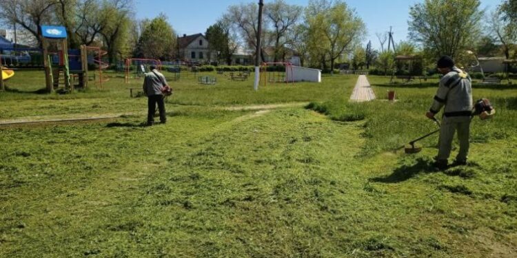 У комунальників Арцизької громади весняний фронт робіт