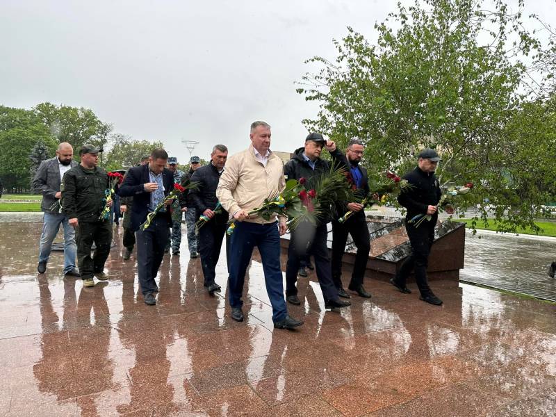 В Измаиле День памяти и примирения отметили возложением цветов